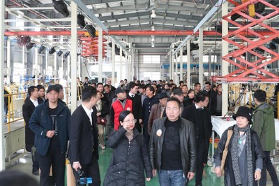 探秘铂驰工厂与年终团购会 惠邱驰科技的新起点